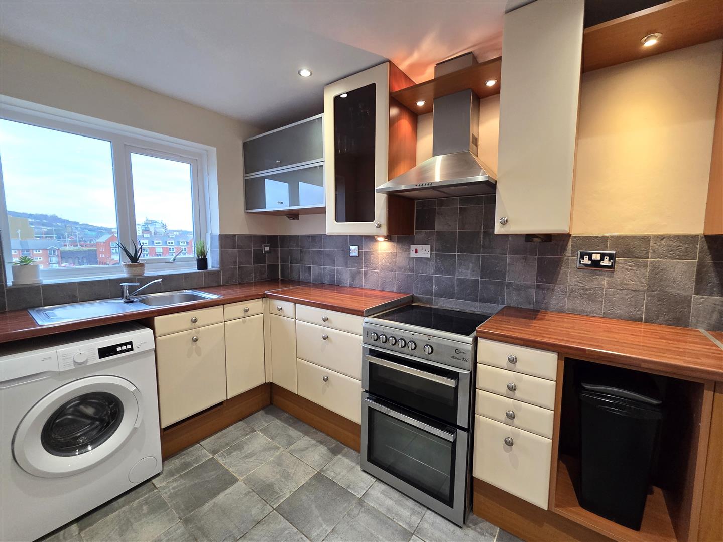 Abbotsford House, Marina, Swansea, SA1 1YH